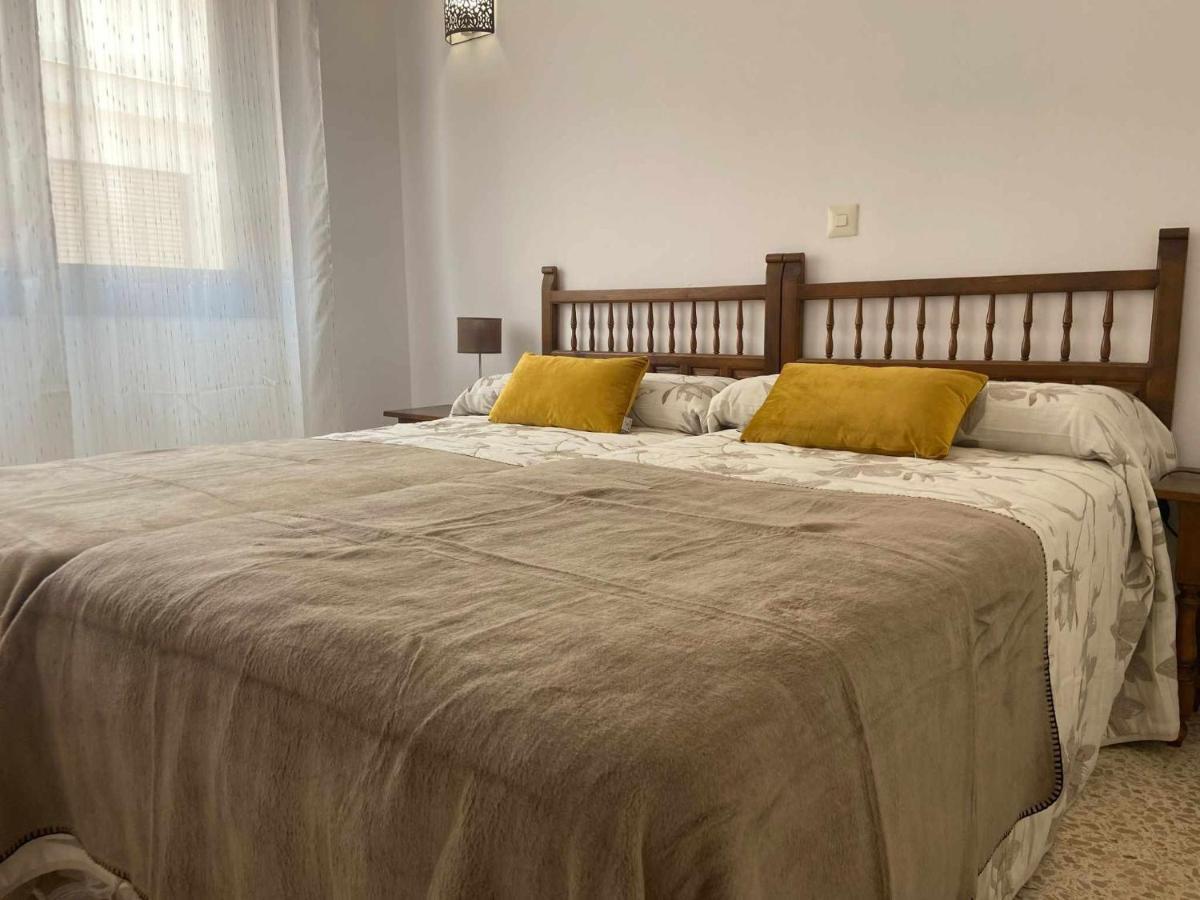 Victoria Home & Parking Estepona Ngoại thất bức ảnh