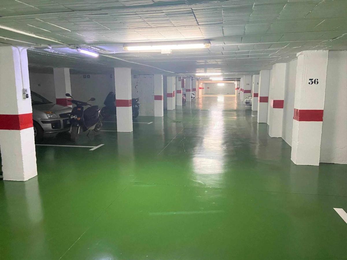 Victoria Home & Parking Estepona Ngoại thất bức ảnh