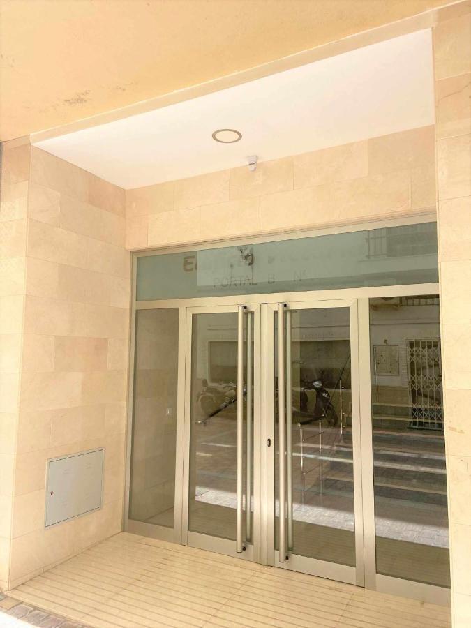 Victoria Home & Parking Estepona Ngoại thất bức ảnh