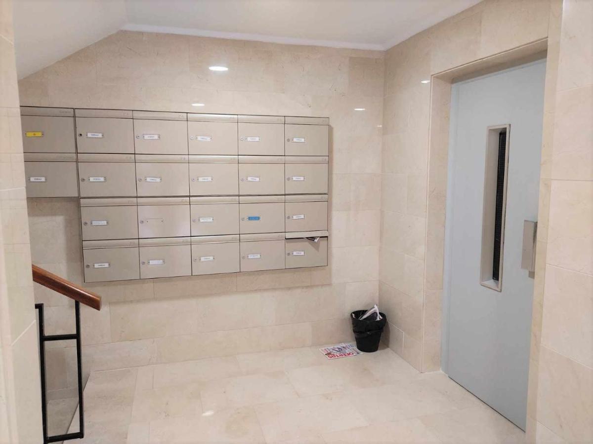 Victoria Home & Parking Estepona Ngoại thất bức ảnh